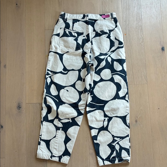 Gorman Black and Cream FRUIT Patterned Jeans 🍏🍑 - Picture 8 of 8